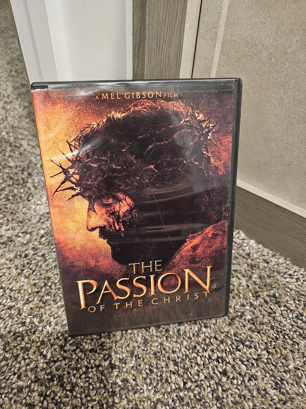 The Passion of the Christ DVD - Orange and Black Cover